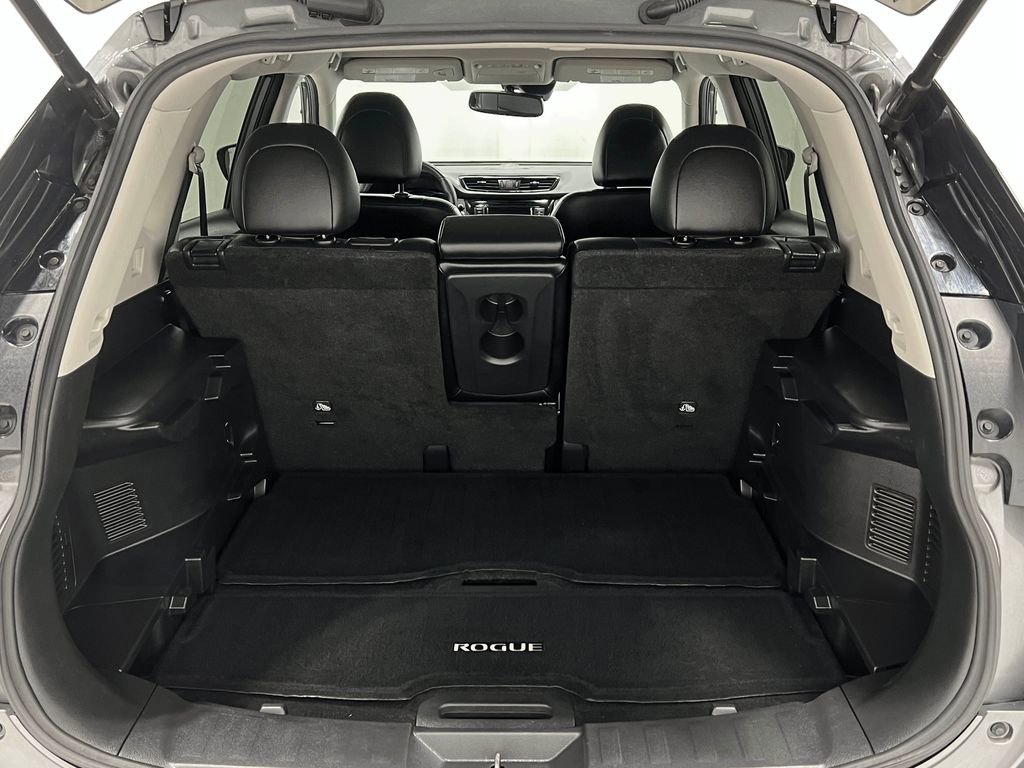 Used 2019 Nissan Rogue SL AWD/4WD image 28