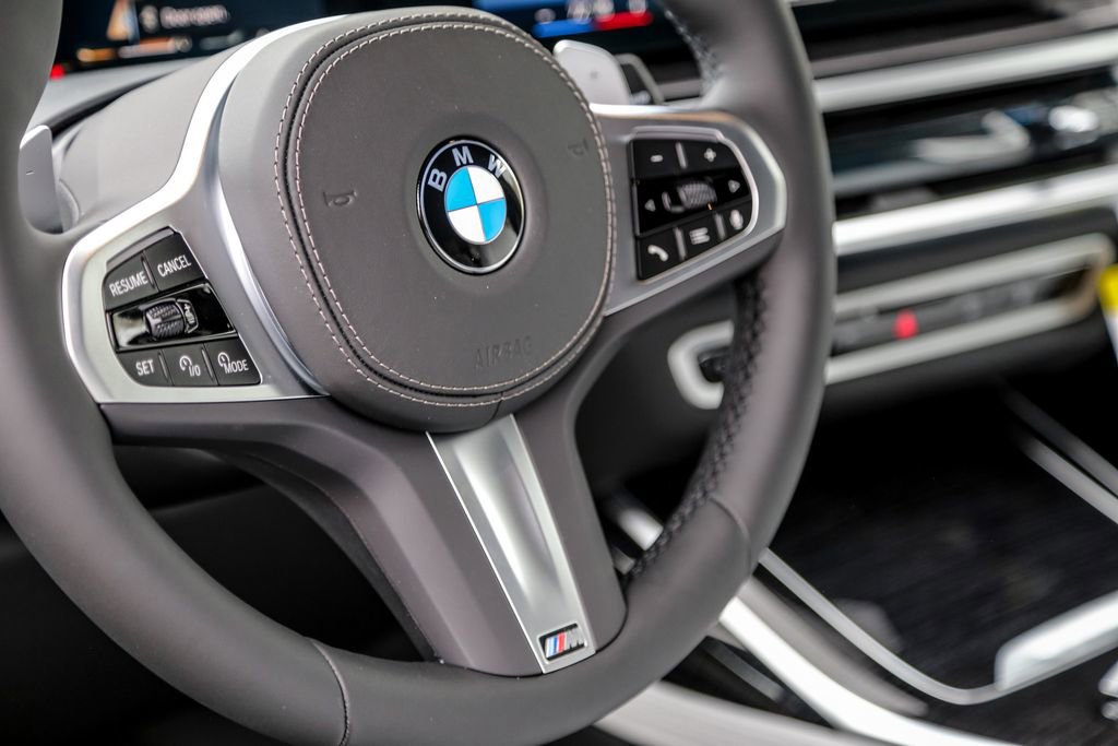 New 2026 BMW X7 xDrive40i w/ M Sport Package image 11
