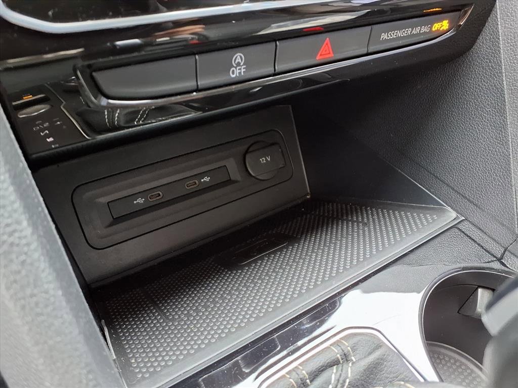 Used 2022 Volkswagen Atlas SEL Premium image 22