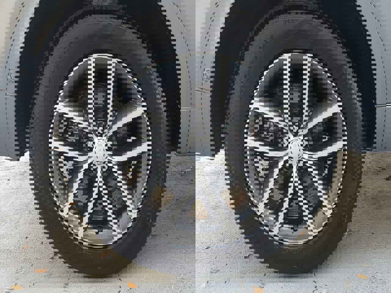 Used 2025 Land Rover Discovery Sport S AWD/4WD image 14