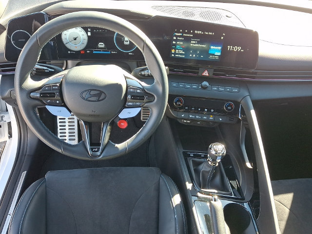 Used 2025 Hyundai Elantra N FWD image 3