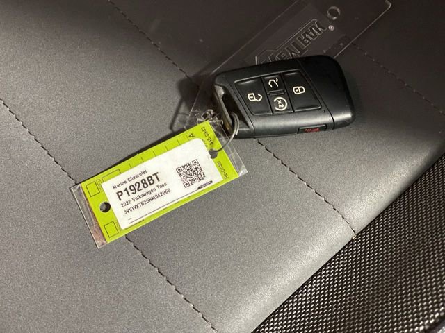 Used 2022 Volkswagen Taos SE image 19