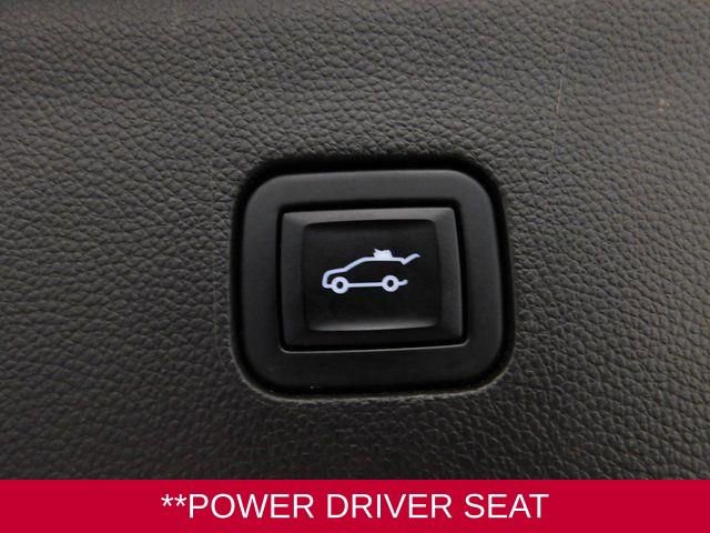 Used 2022 Buick Enclave Essence w/ Sport Touring Edition image 24