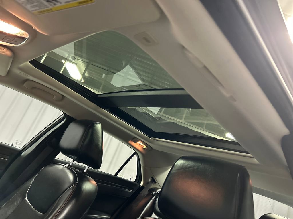 Used 2023 Chrysler 300 Touring L w/ Popular Equipment Group image 23