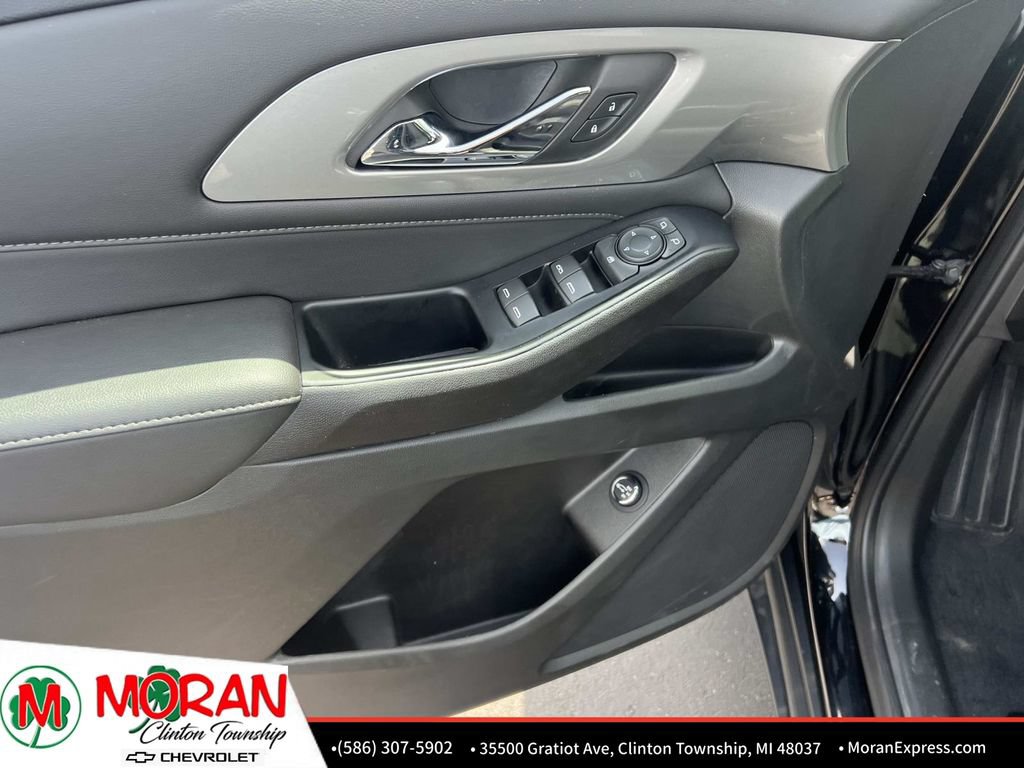 Certified 2023 Chevrolet Traverse LT FWD image 15