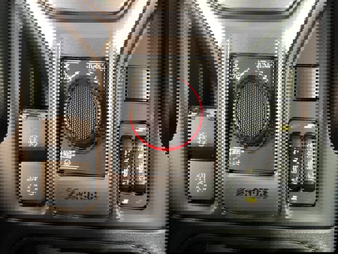 Used 2023 Subaru Forester Premium image 9