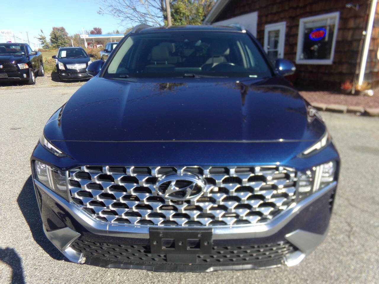 Used 2021 Hyundai Santa Fe Limited image 2