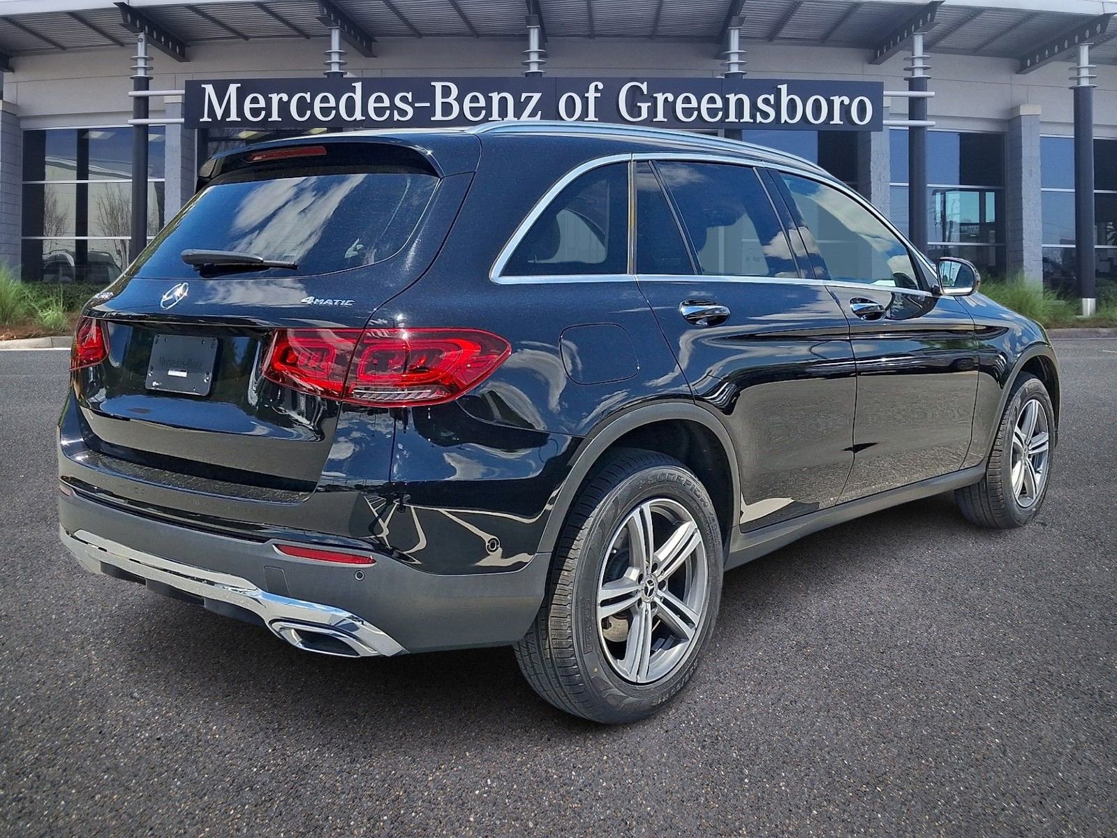 Used 2020 Mercedes-Benz GLC 300 4MATIC image 6