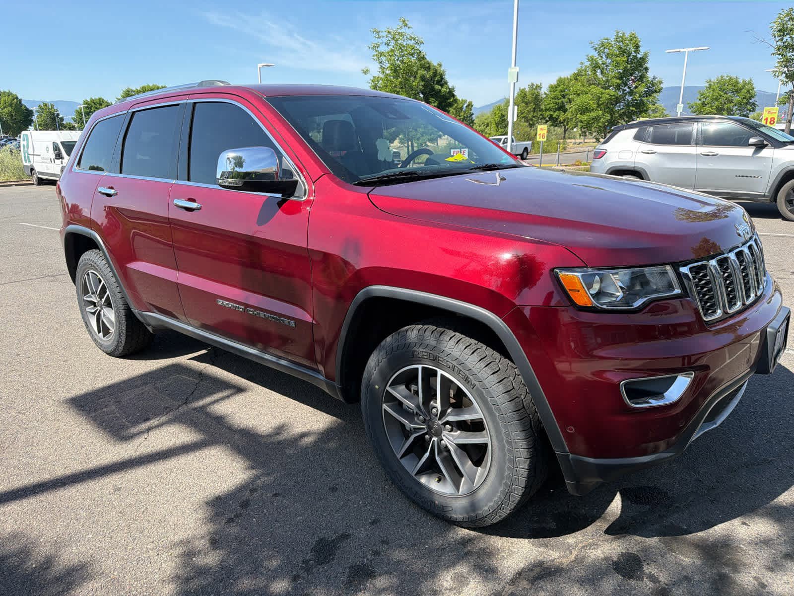 Used 2021 Jeep Grand Cherokee Limited w/ Trailer Tow Group IV AWD/4WD image 3