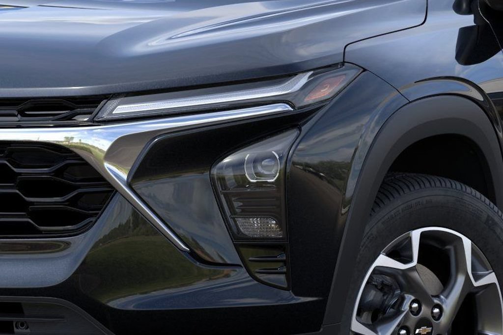 New 2026 Chevrolet Trax LT w/ LT Convenience Package FWD image 11