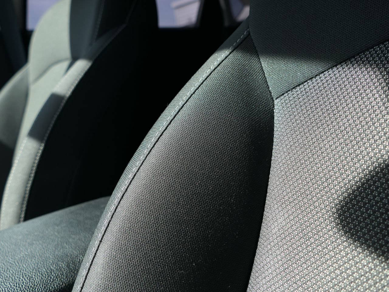 Used 2022 Kia Forte LXS image 13