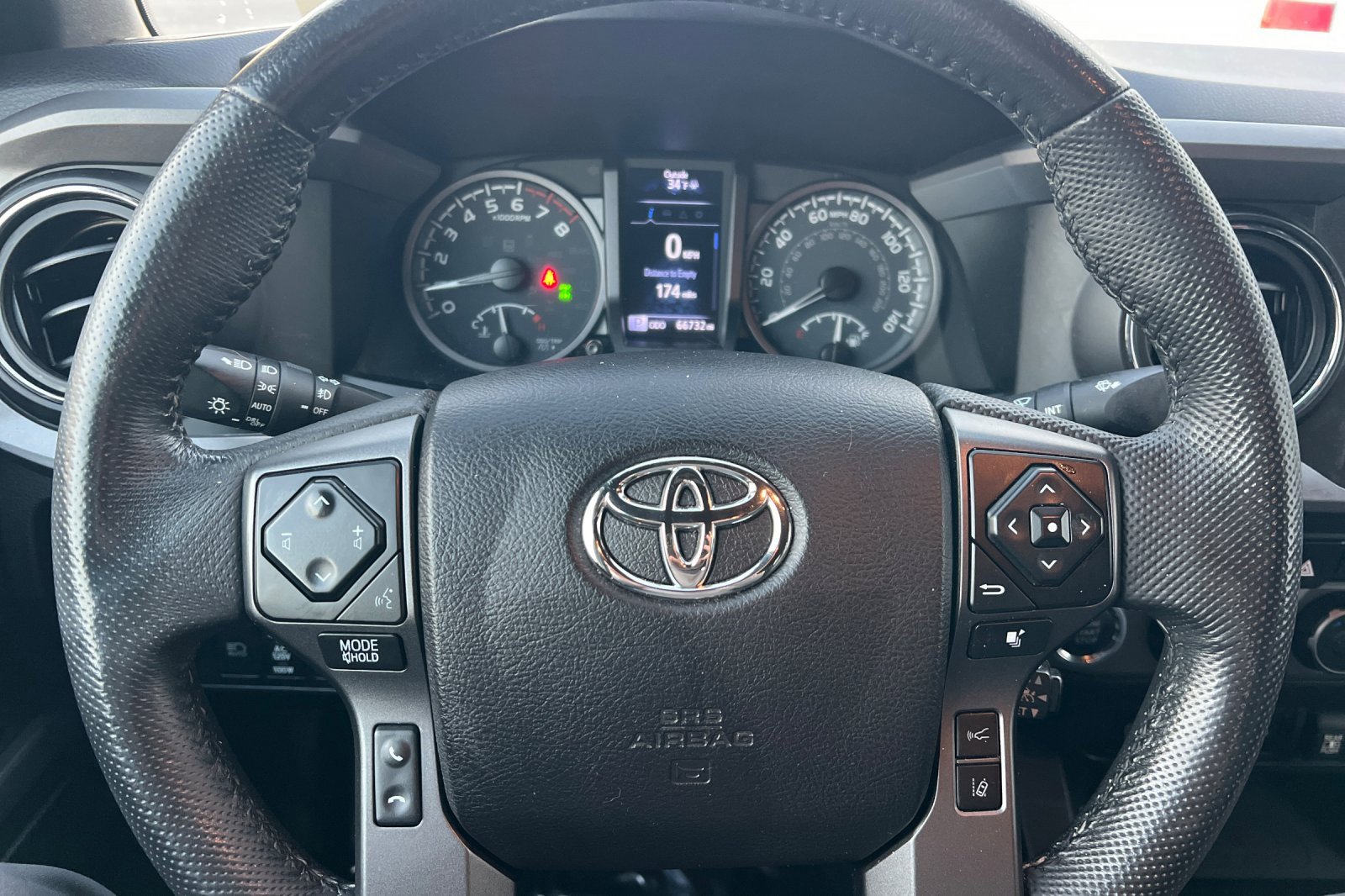 Used 2021 Toyota Tacoma TRD Off-Road image 24