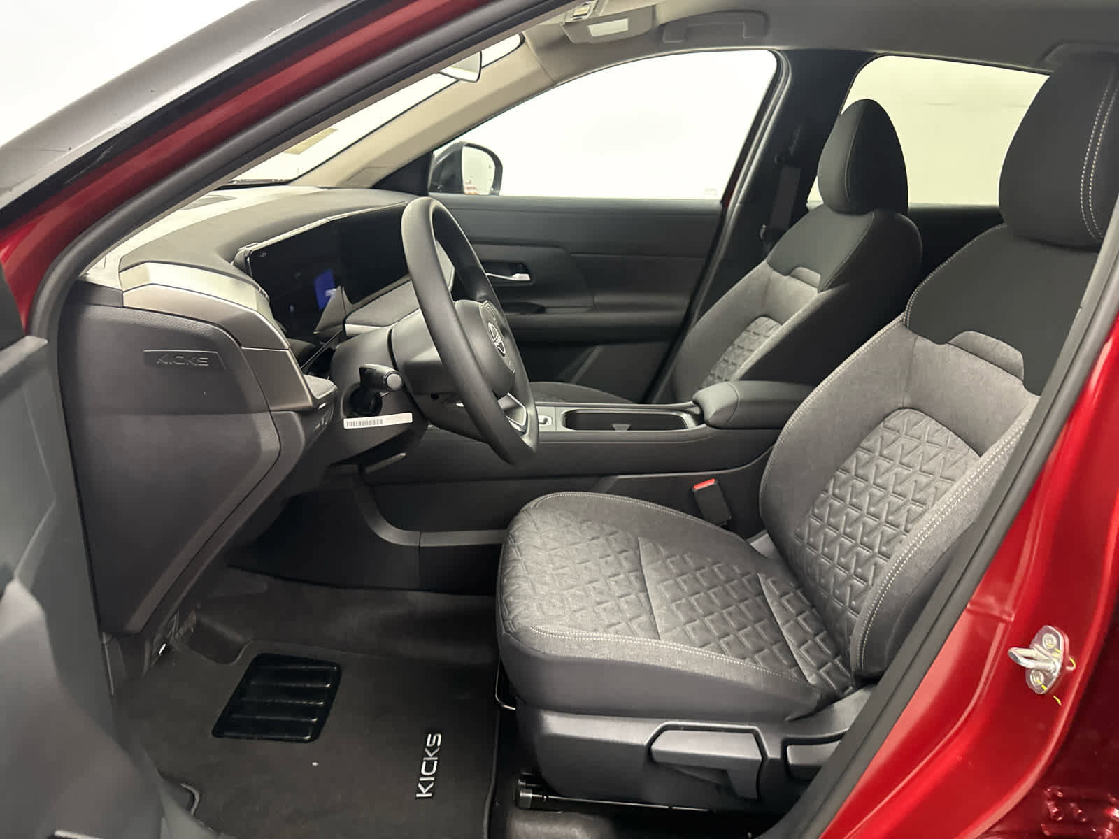 New 2026 Nissan Kicks SV image 10