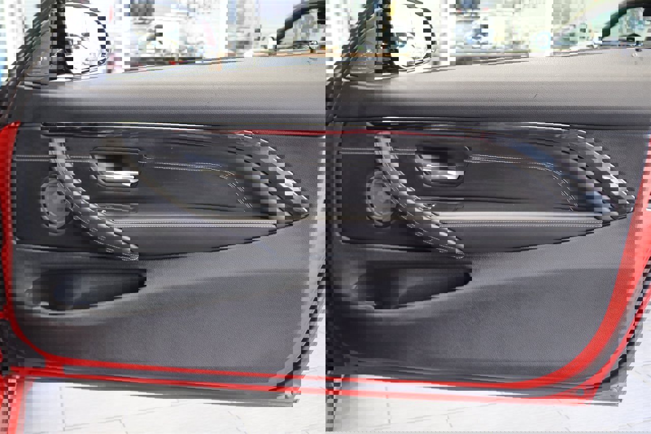 Used 2018 BMW M4 Coupe image 36