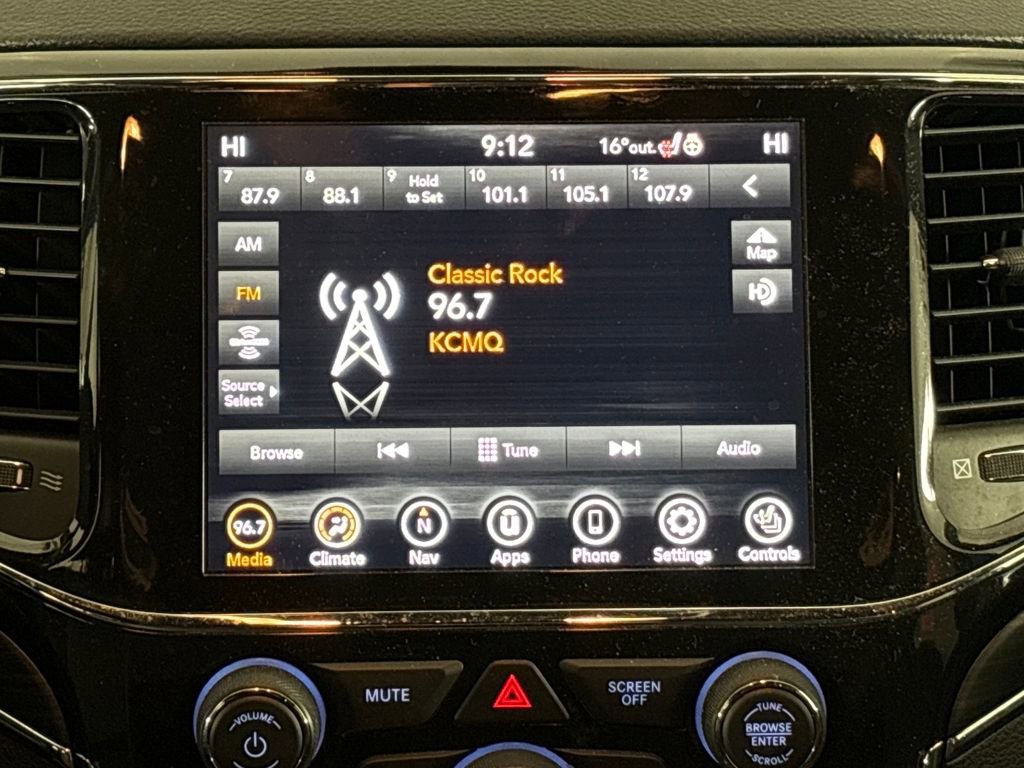 Used 2022 Jeep Grand Cherokee Limited w/ Tech Group image 24