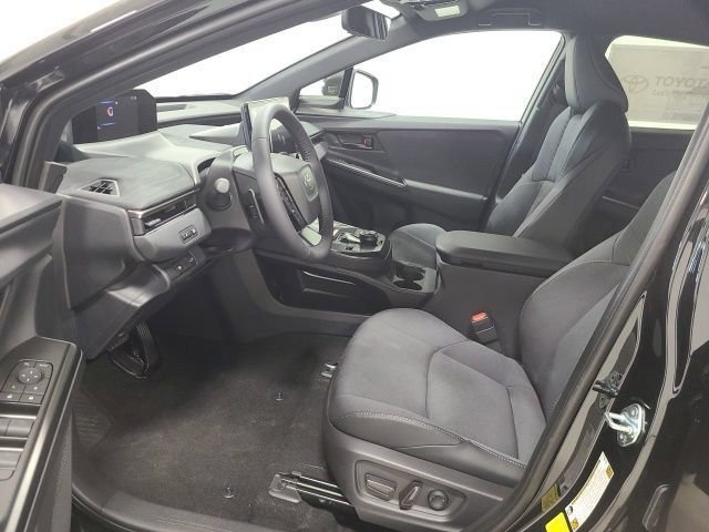 New 2026 Toyota C-HR AWD/4WD image 18
