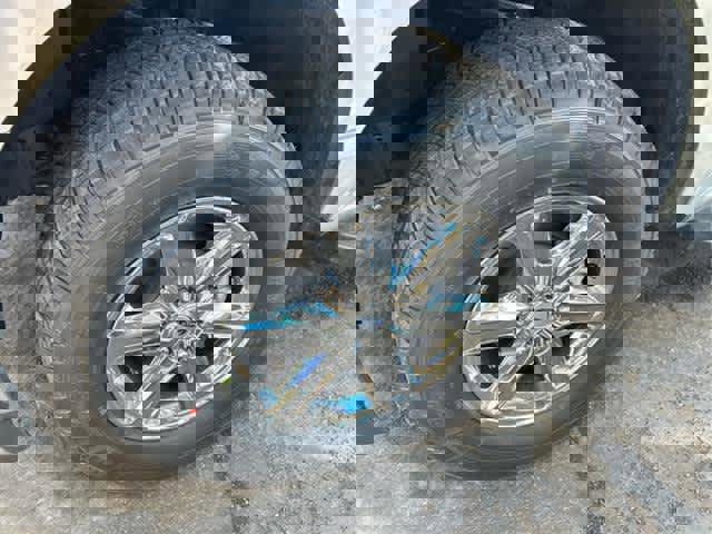 New 2025 Ford F150 XLT w/ Equipment Group 302A MID image 9