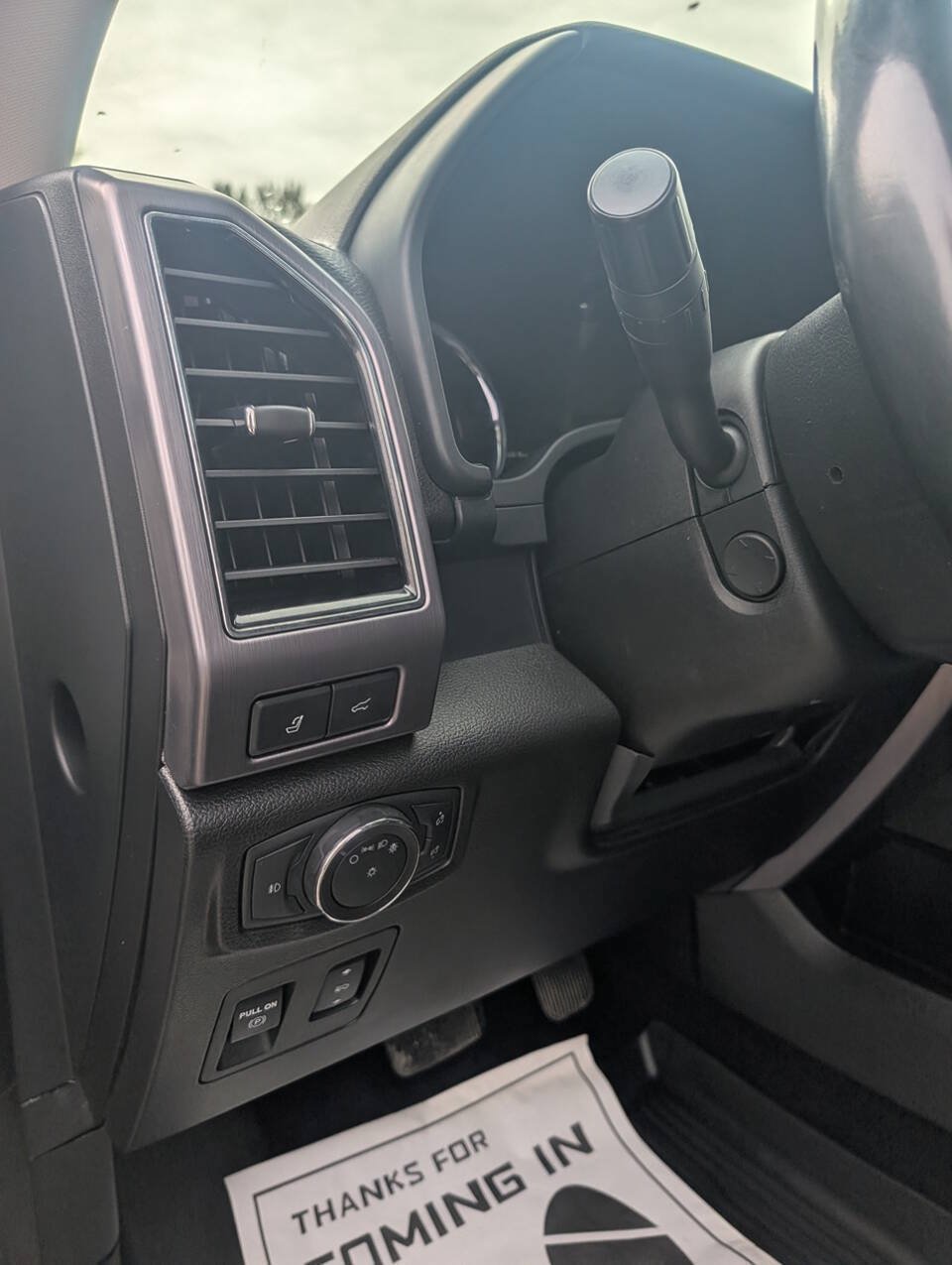 Used 2018 Ford Expedition Platinum AWD/4WD image 14