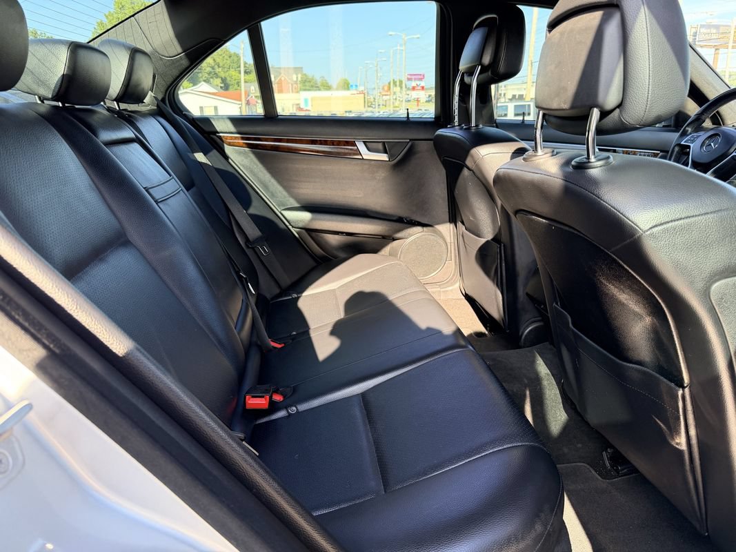 Used 2012 Mercedes-Benz C 300 4MATIC Sedan image 15