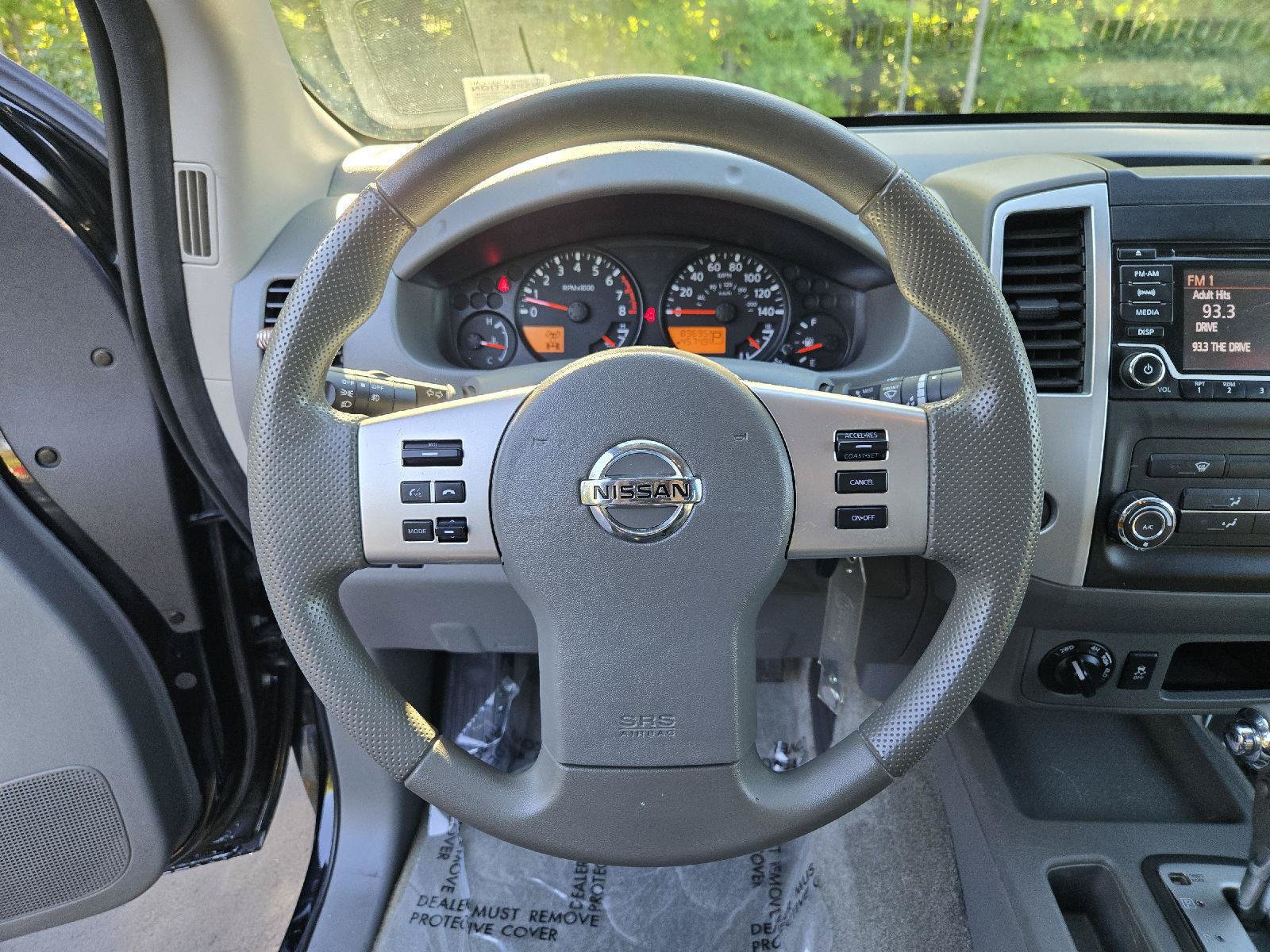 Used 2018 Nissan Frontier SV AWD/4WD image 15