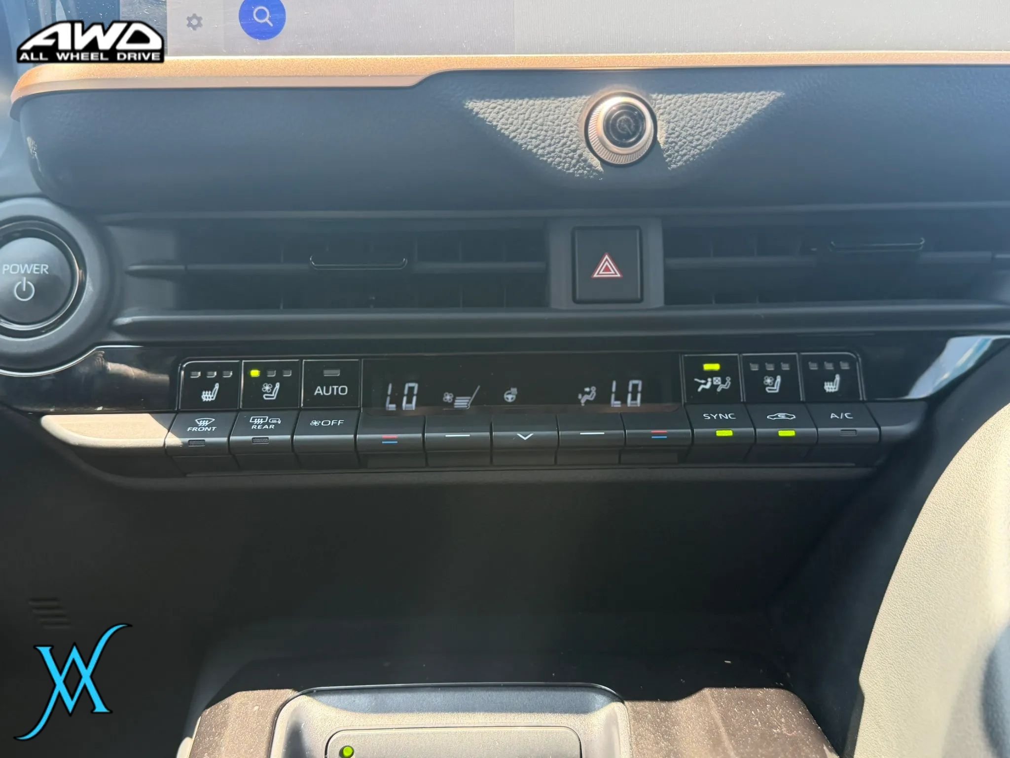 Used 2025 Toyota Crown Signia AWD/4WD image 35