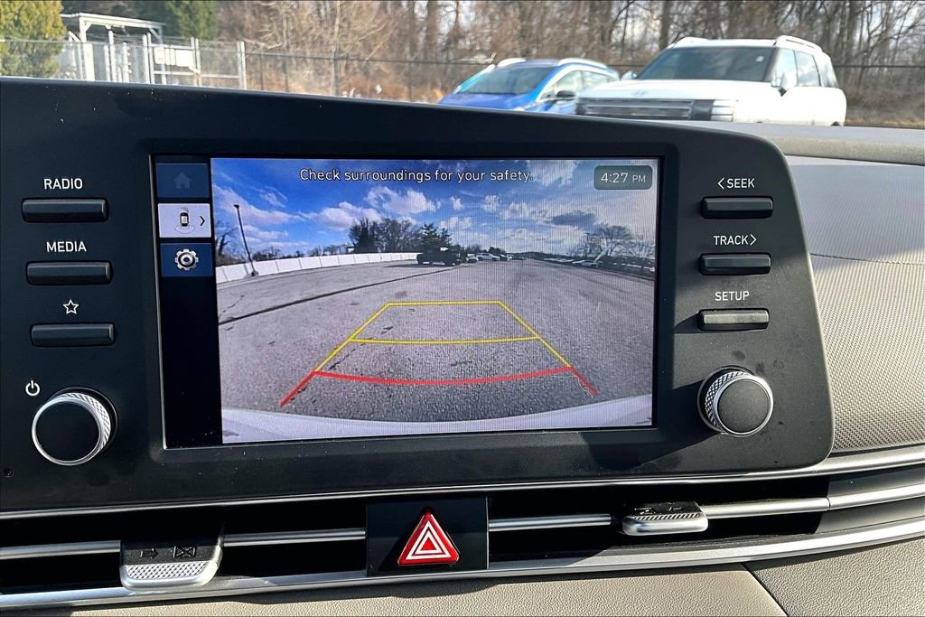 Certified 2025 Hyundai Elantra Sport image 21