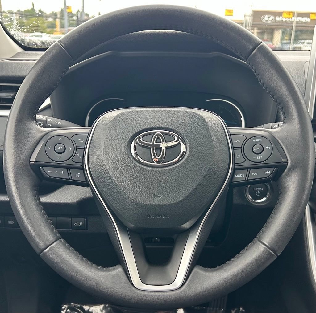 Certified 2025 Toyota RAV4 XLE w/ Convenience Package AWD/4WD image 21