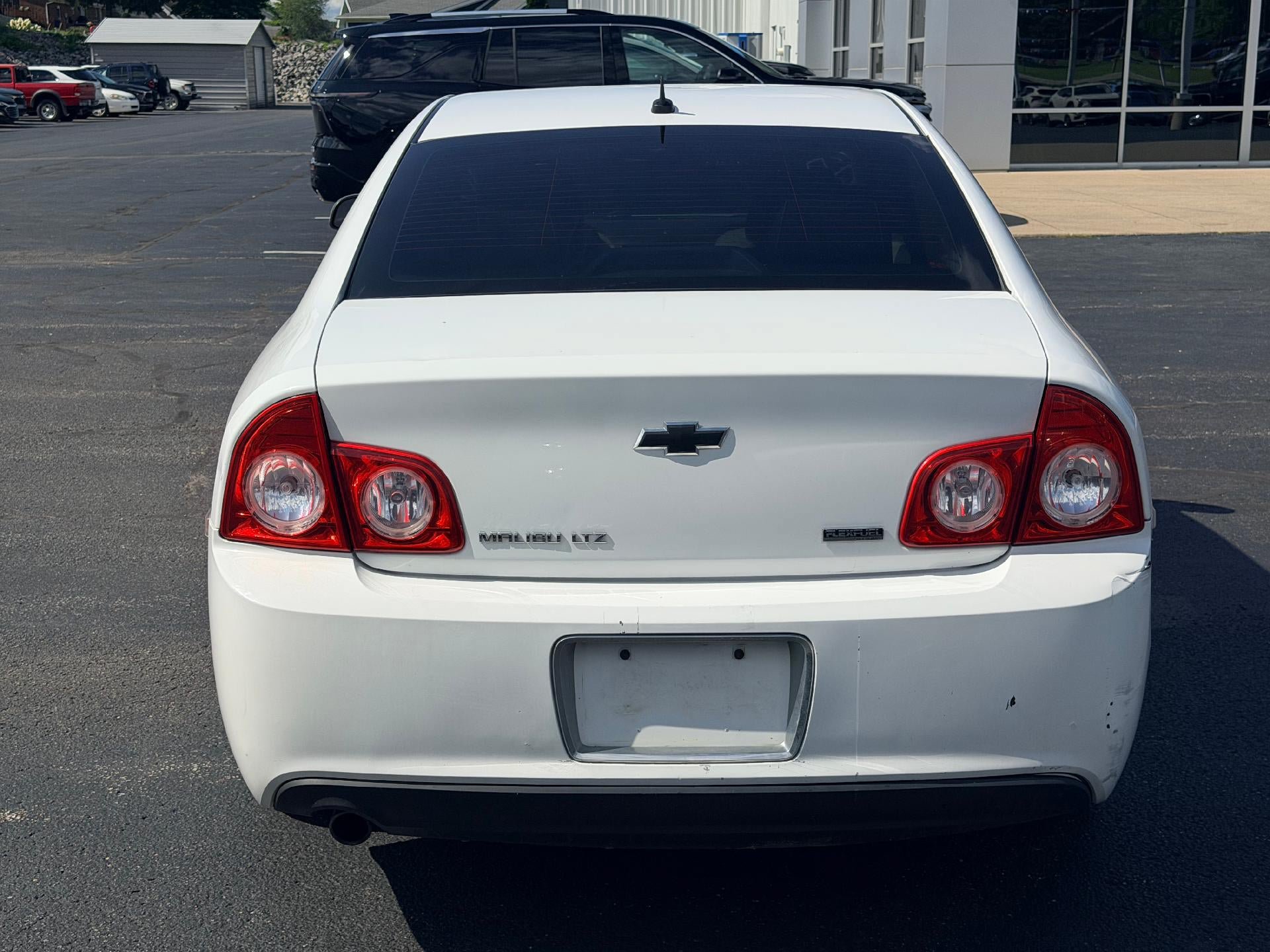 Used 2011 Chevrolet Malibu LTZ FWD image 6