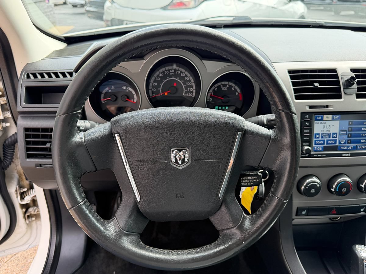 Used 2010 Dodge Avenger Express FWD image 6