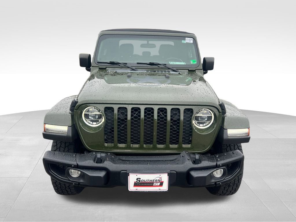 Used 2021 Jeep Gladiator Sport image 9