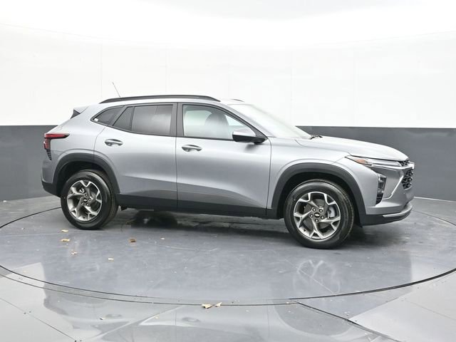 New 2026 Chevrolet Trax LT w/ Driver Confidence Package image 18