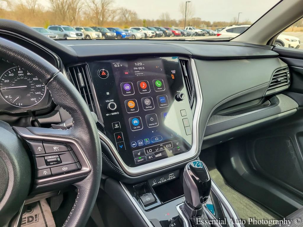 Used 2024 Subaru Outback Premium image 22