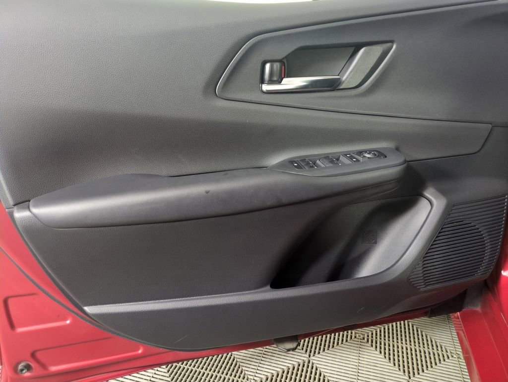 Used 2024 Toyota Prius Prime FWD image 13