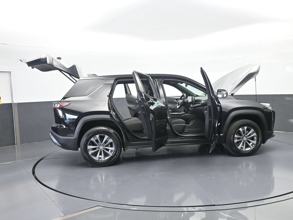 Used 2026 Chevrolet Equinox LT FWD image 67
