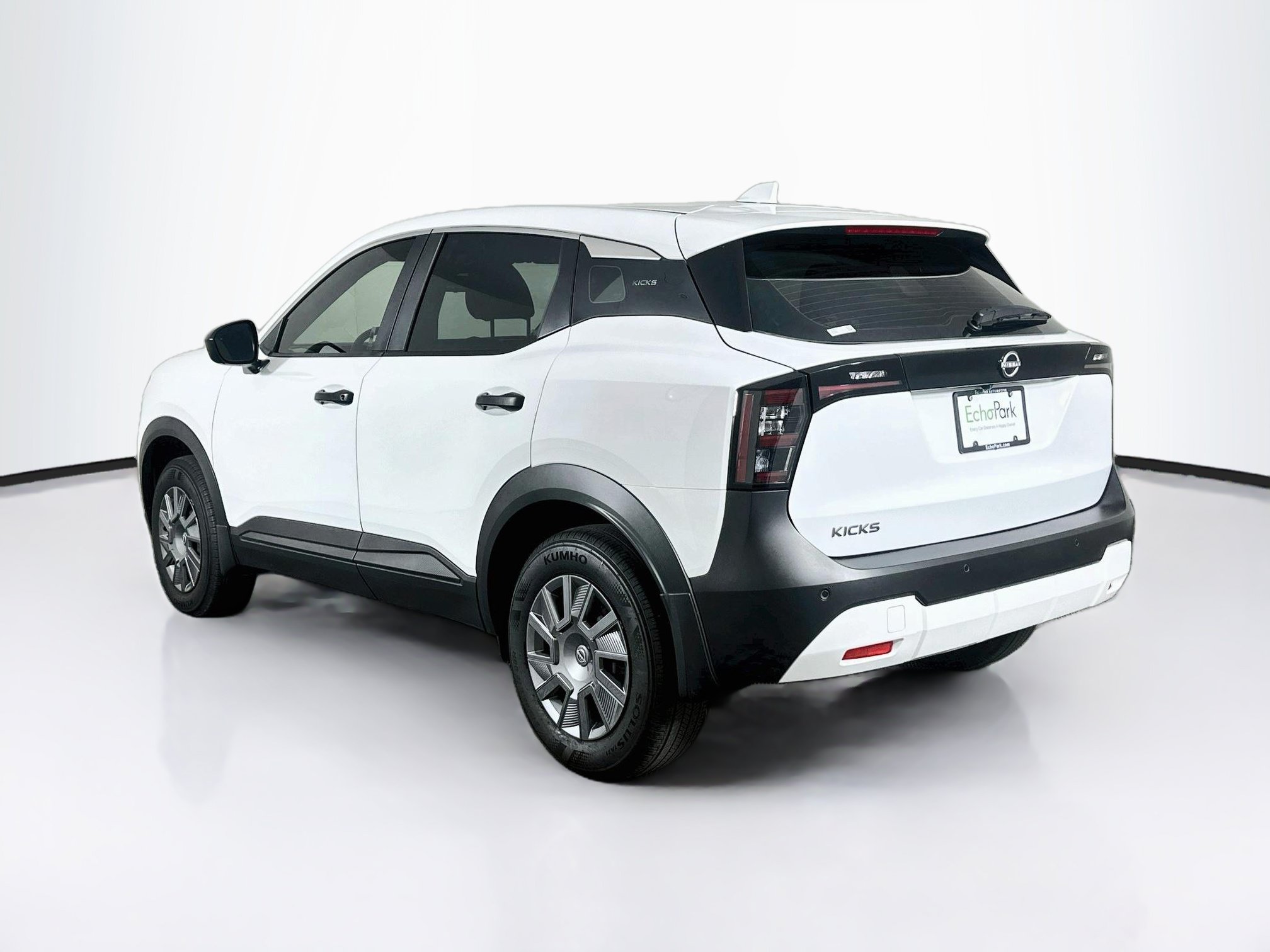 Used 2025 Nissan Kicks S FWD image 5