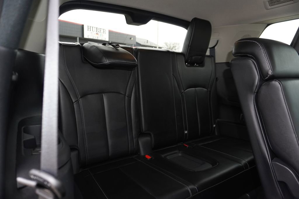 Used 2024 INFINITI QX60 Sensory image 29