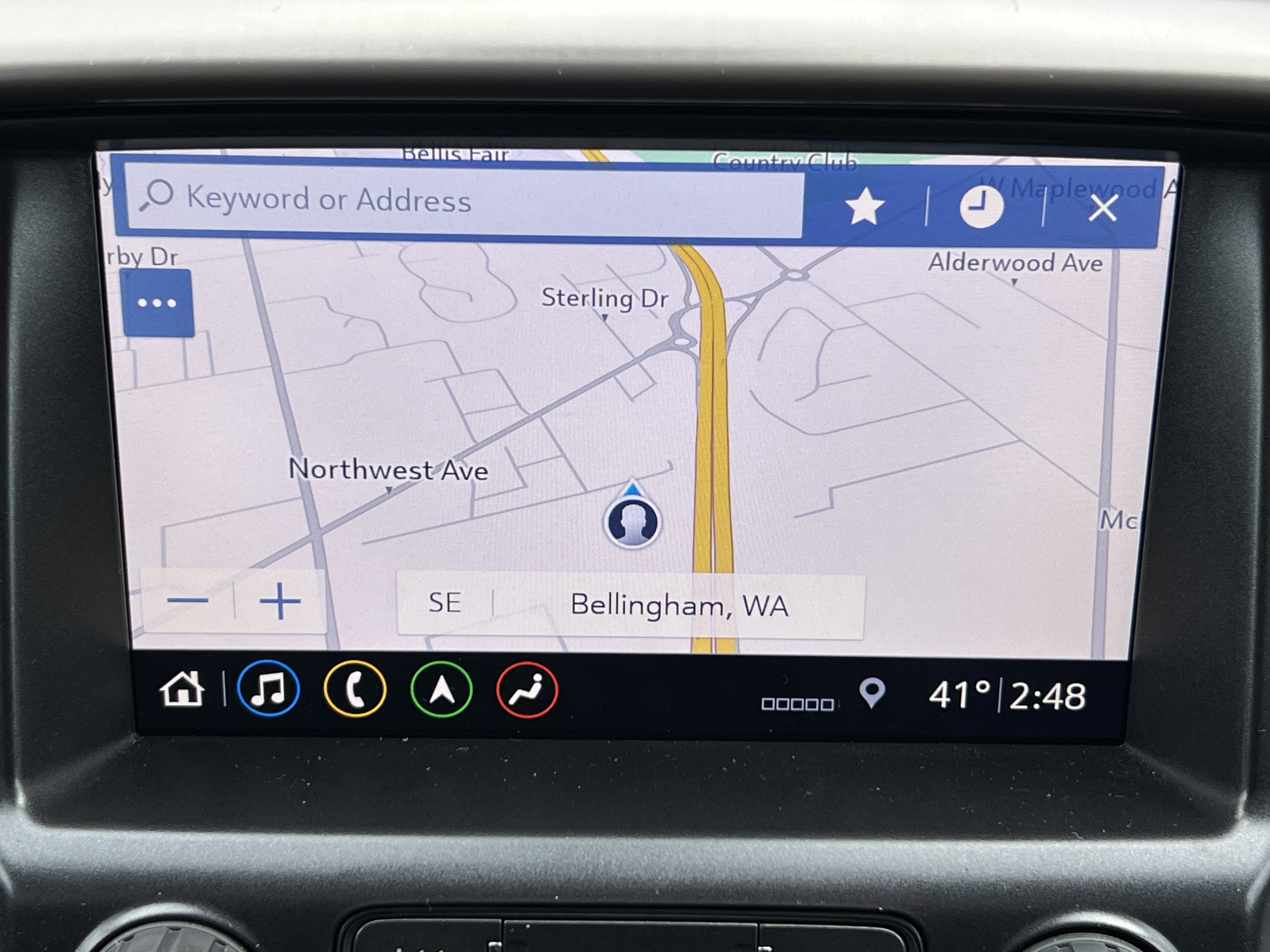 Used 2022 GMC Canyon AT4 image 11