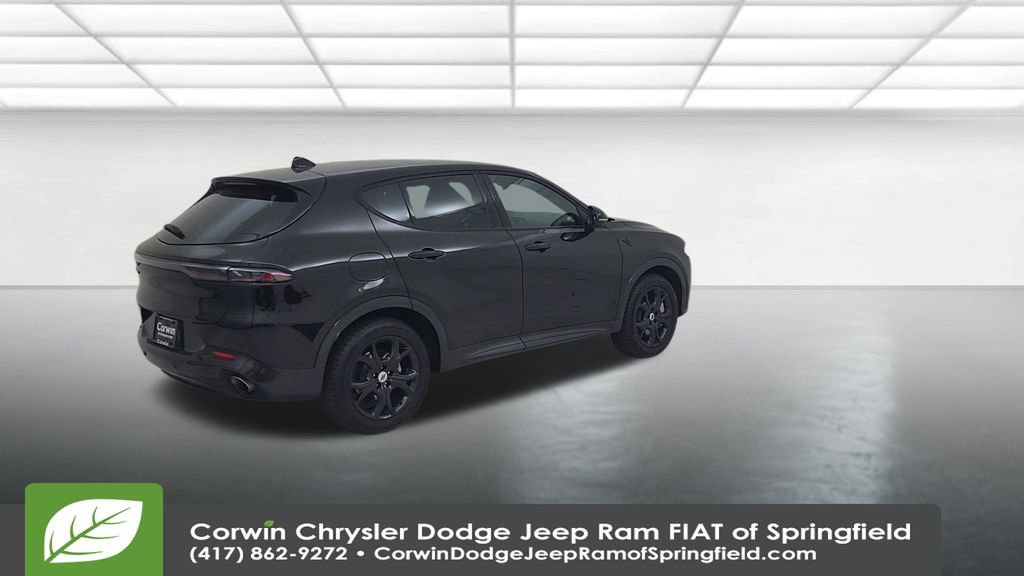 Used 2024 Dodge Hornet R/T Plus w/ Tech Pack Plus w/o Parking image 16