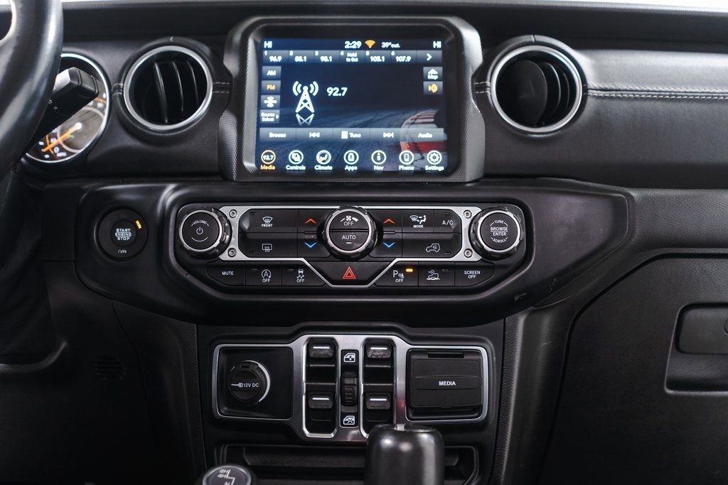 Used 2021 Jeep Gladiator Overland w/ Uconnect 4C Nav & Sound Group image 13