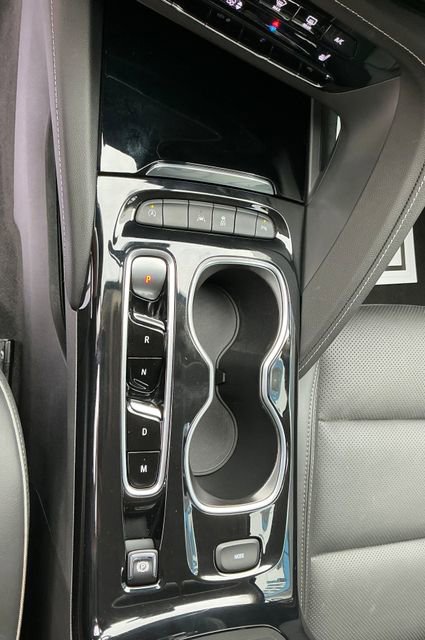 Used 2023 Buick Envision Essence image 10
