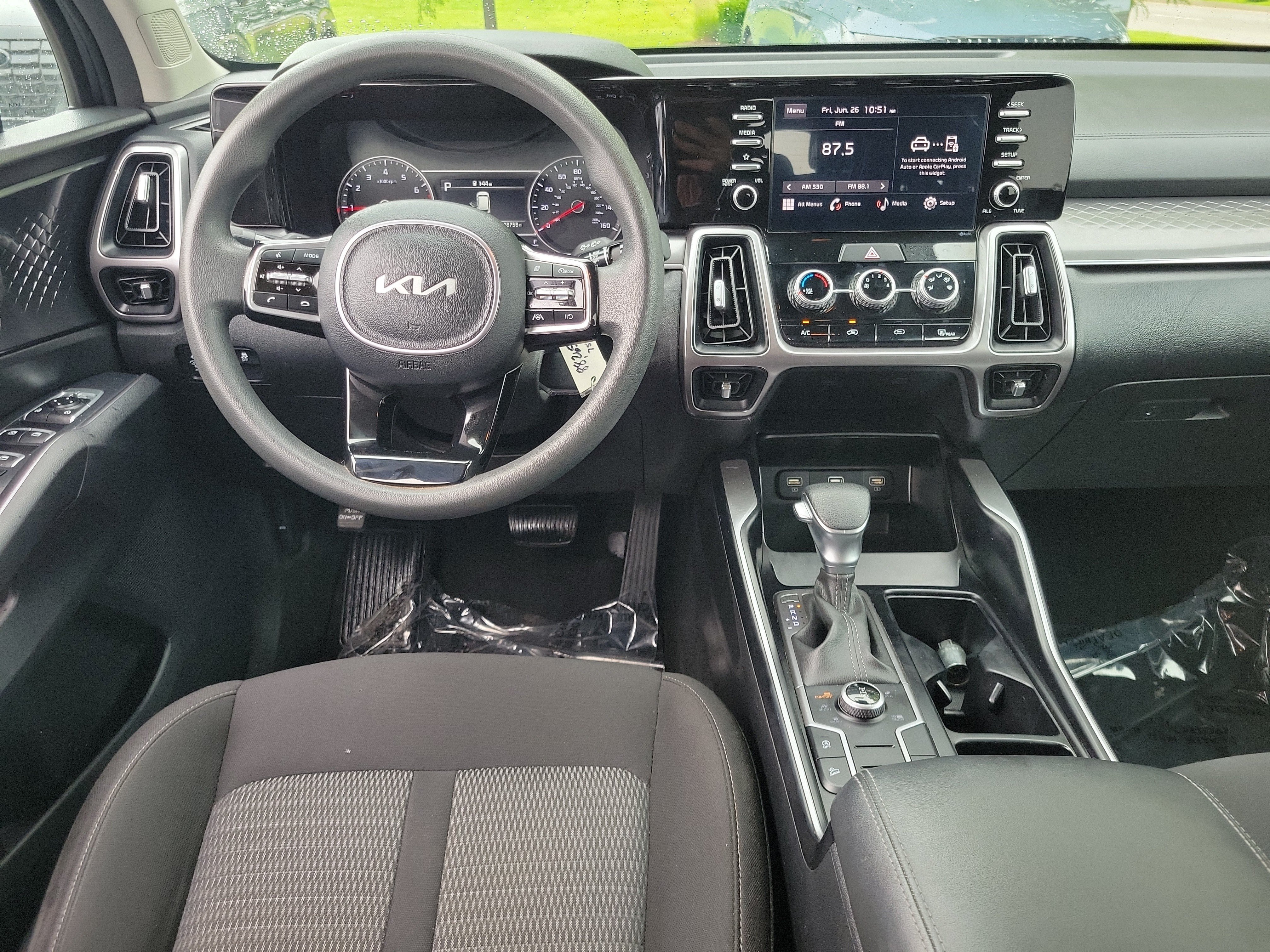 Used 2023 Kia Sorento LX AWD/4WD image 10