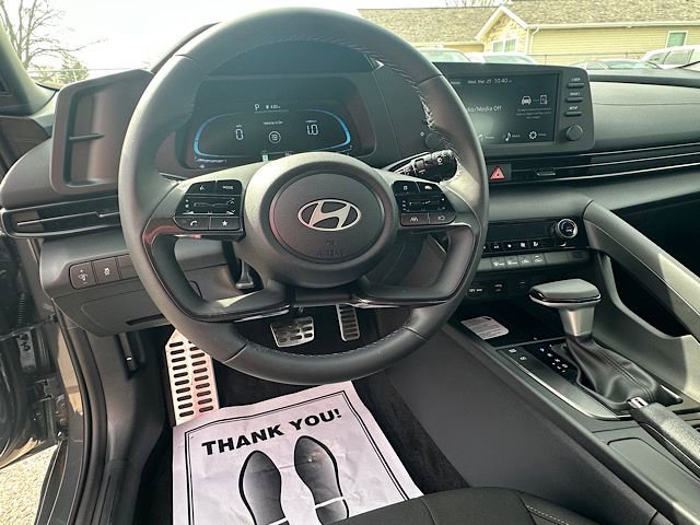 New 2026 Hyundai Elantra Sport image 18