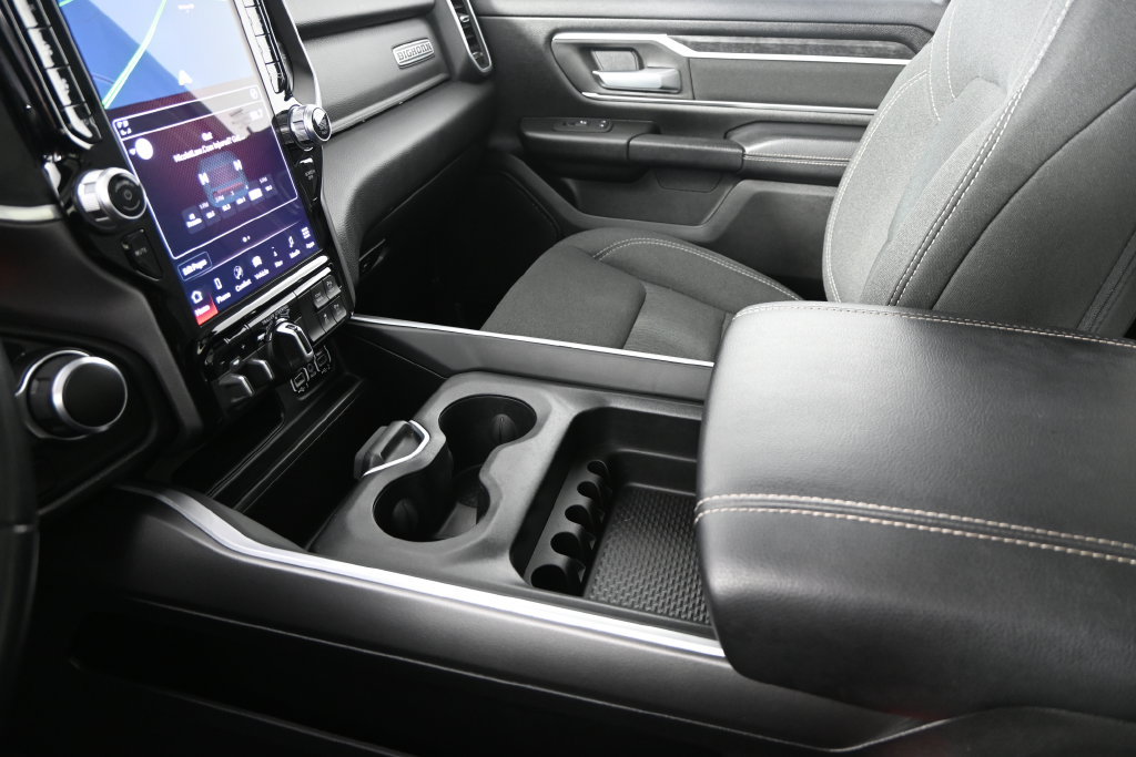 Used 2023 RAM 1500 Big Horn AWD/4WD image 32