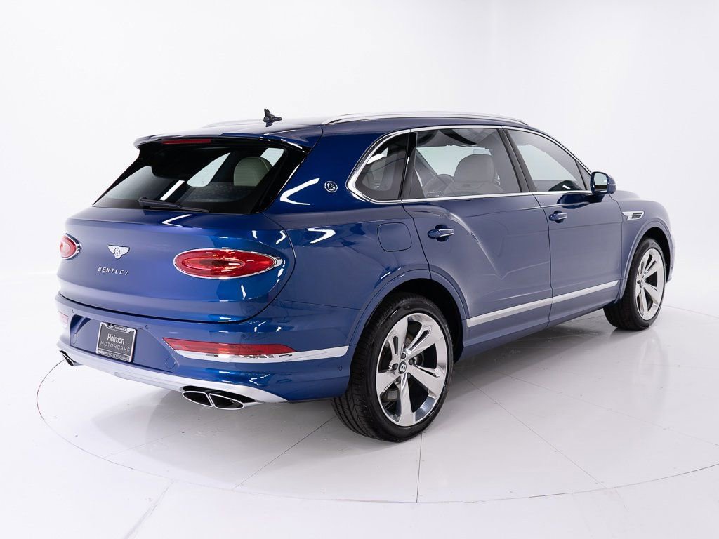 New 2025 Bentley Bentayga Extended Wheelbase image 5