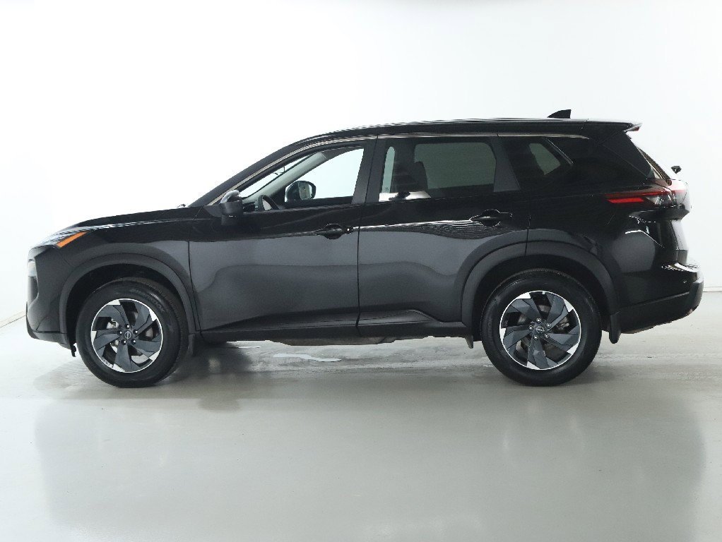 Certified 2026 Nissan Rogue SV w/ Cold Weather Package image 38