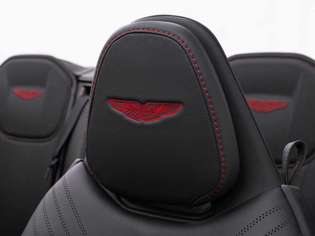 Used 2020 Aston Martin DB11 Volante RWD image 25