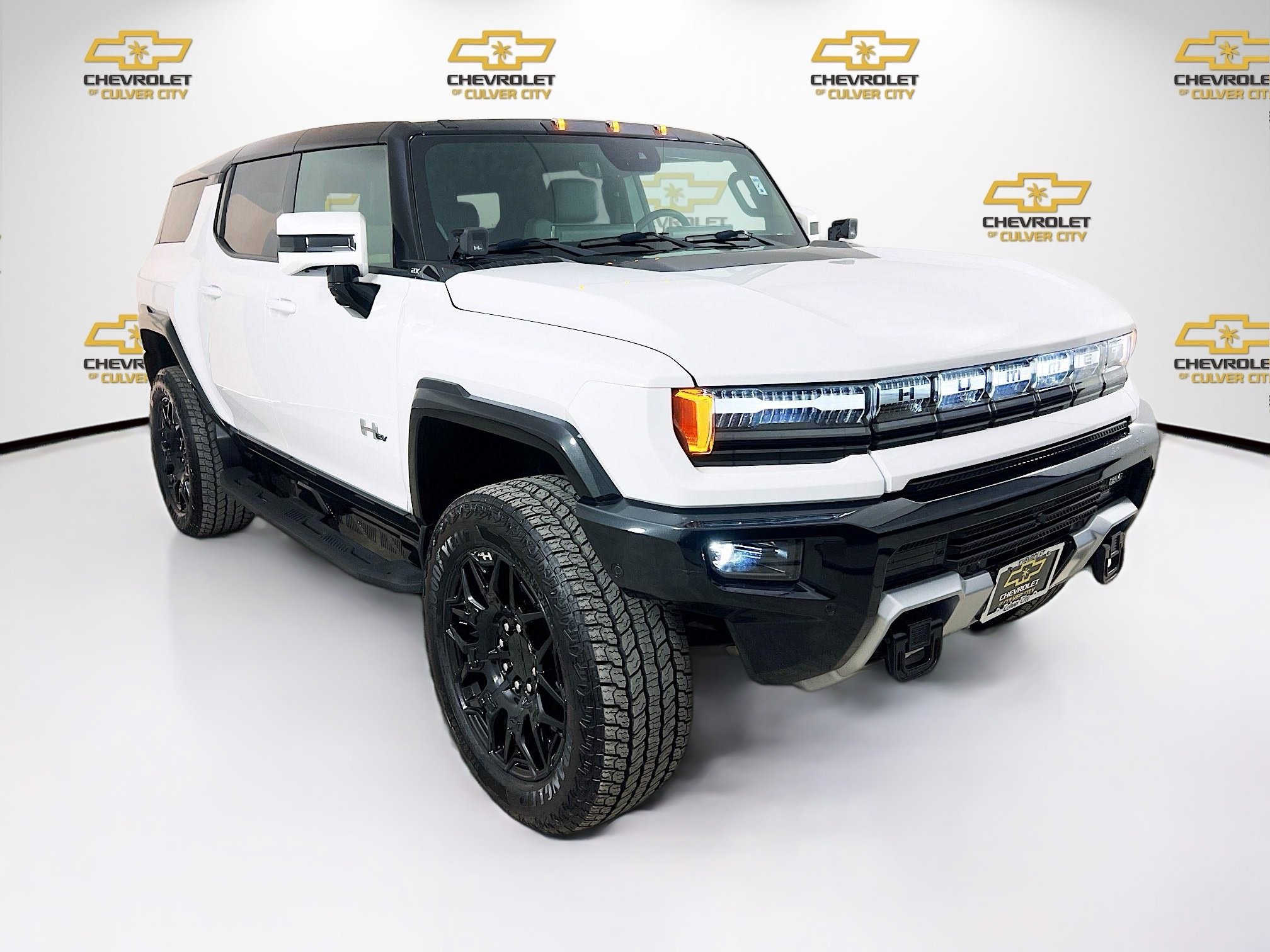 Used 2024 GMC Hummer EV 2X w/ LPO, Illumination Package