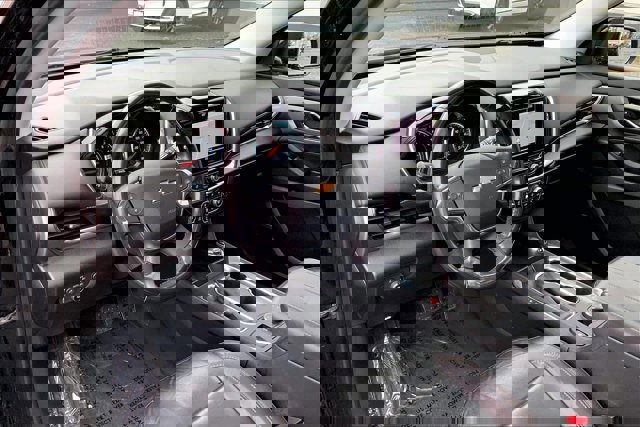 Used 2019 Chevrolet Traverse LT w/ LT Premium Package image 13