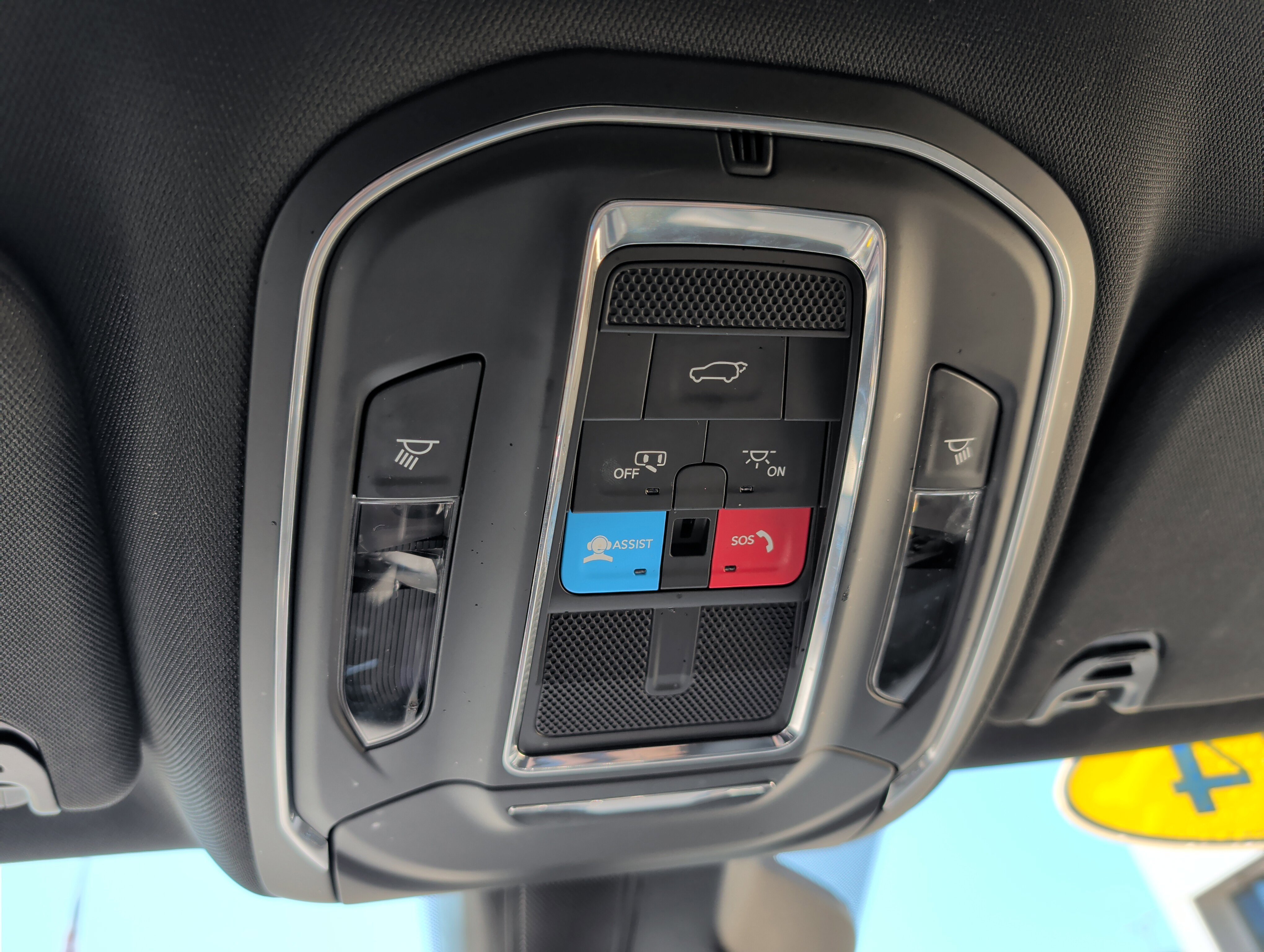 Used 2024 Jeep Wagoneer Series III AWD/4WD image 29