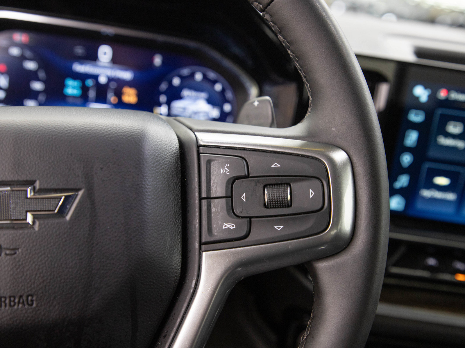 Used 2024 Chevrolet Silverado 1500 RST w/ Rally Edition AWD/4WD image 27